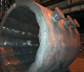 Литейный завод Петрозаводскмаша изготовил крупную отливку для металлургов  Санкт-Петербурга
