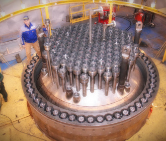 В «АЭМ-технологии» успешно завершили гидравлические испытания атомного реактора для блока №2 Белорусской АЭС