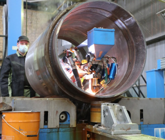 Петрозаводскмаш завершил наплавку трубных заготовок для седьмого энергоблока АЭС «Тяньвань»